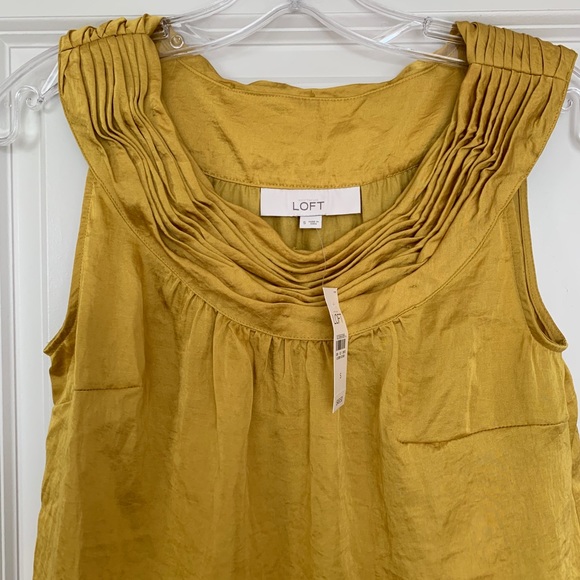 Loft Top - Picture 4 of 5